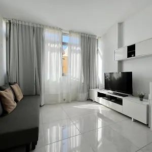 https://canteras-beach-home.in-canary-islands.com